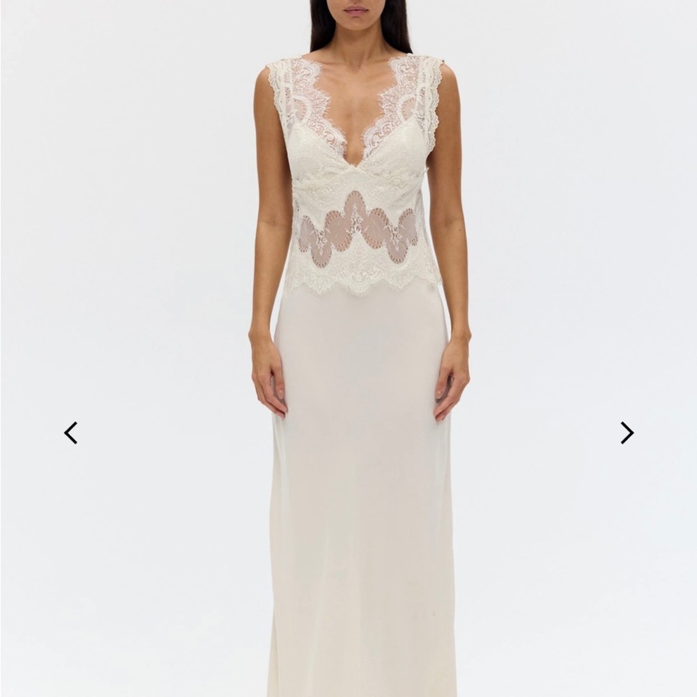 Third Form Visions Lace Floor Length Dress (buttercream)